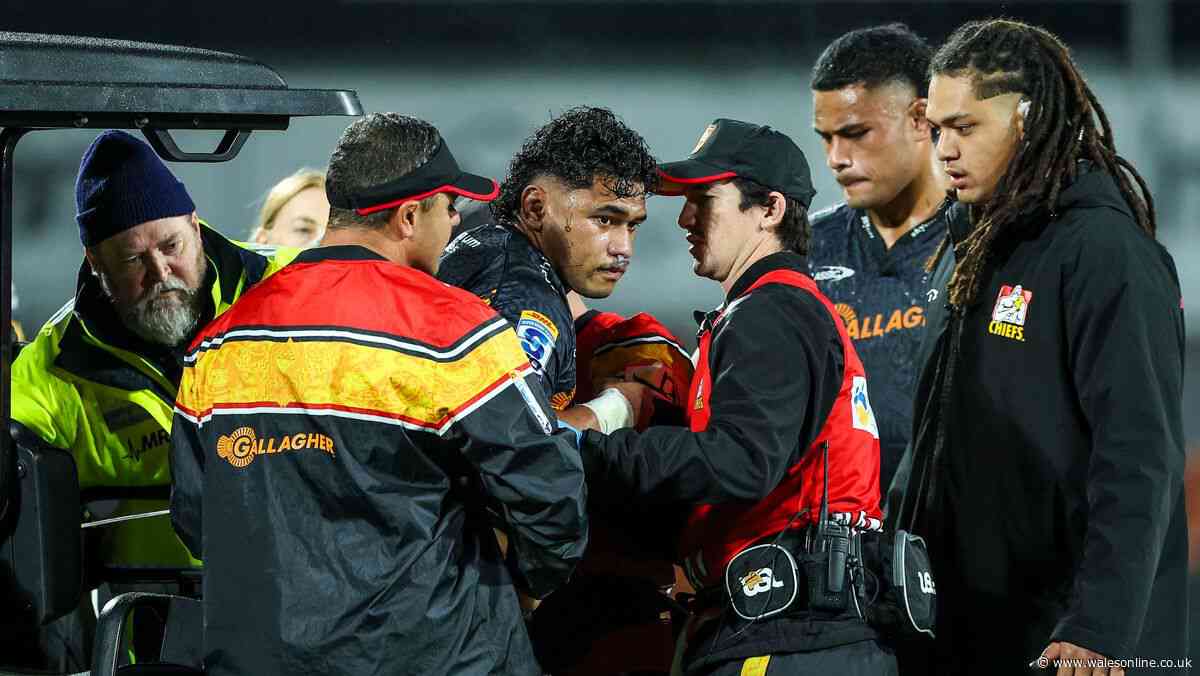 Wallace Sititi: Chiefs provide hospital update on All Blacks star after sickening head injury