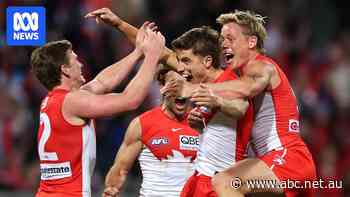 Live: Swans win last-gasp thriller despite Ryan's mark of the year contender