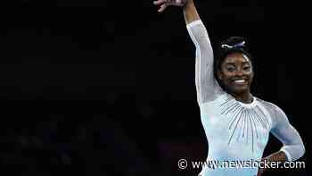 Turnlegende Simone Biles (29) ligt in het ziekenhuis: ’Bijna doodgaan stond niet op mijn bingokaart’