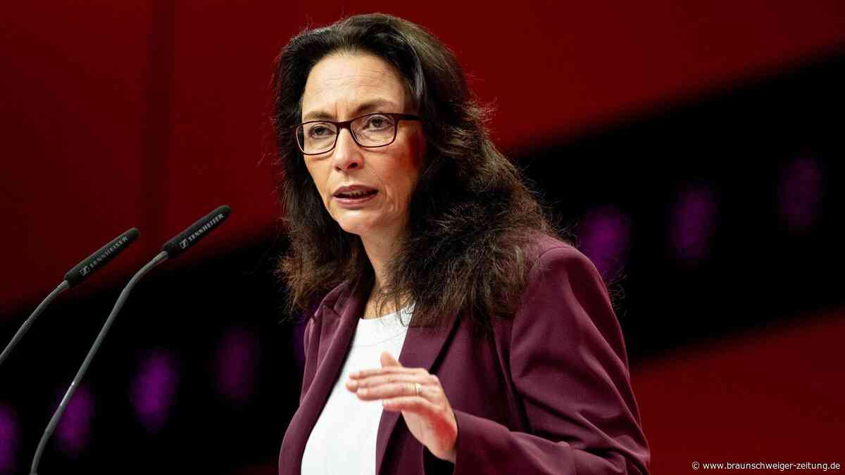 DGB-Chefin fordert verpflichtende Betriebsrente – FDP-Chef kritisiert Vorstoß