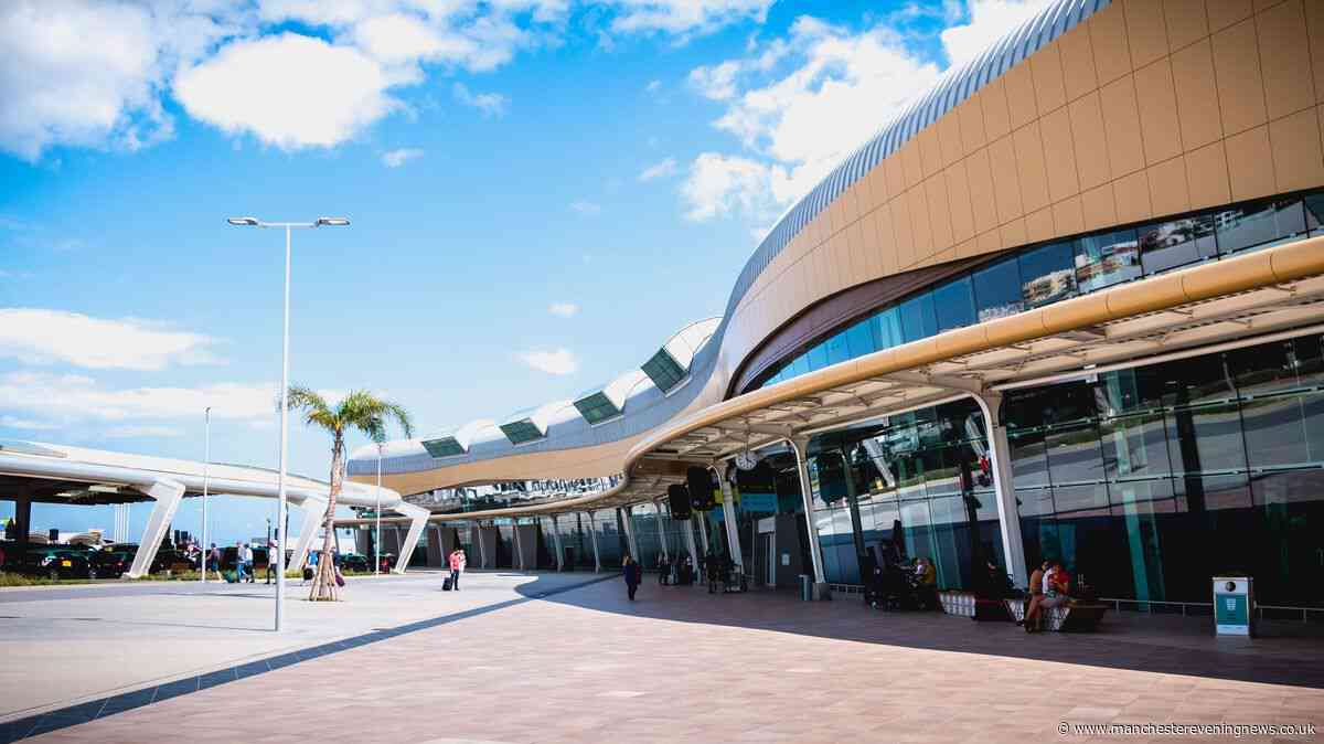 What it was like to fly through Faro Airport during half term with new EES border checks