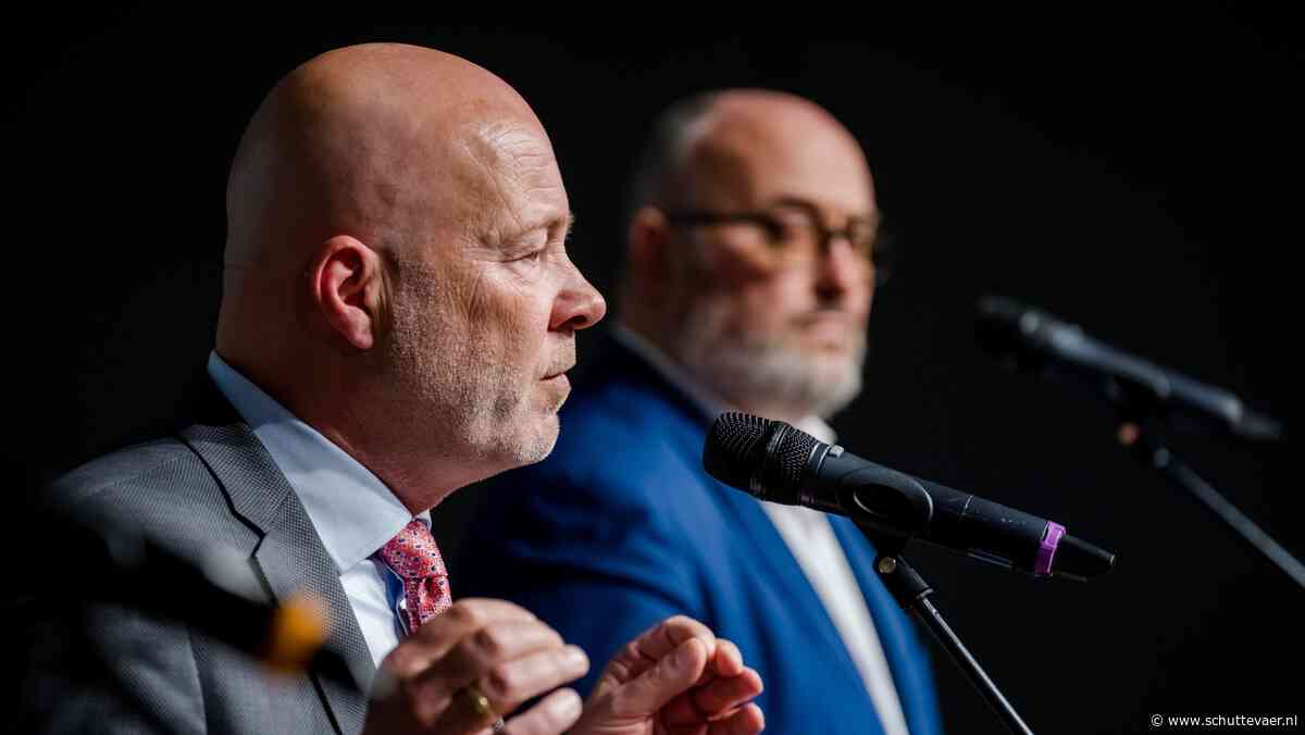 Rotterdamse havenwethouder Robert Simons zwaait af: ‘Jammer, maar zo is het leven’