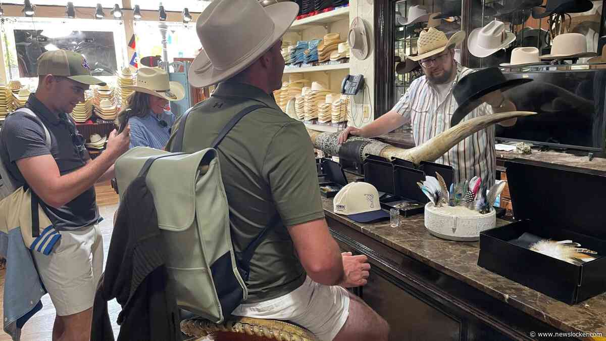 Oranje speelt in Dallas, maar wat is daar naast voetbal te doen? Paul Jansen nam een voorproefje: ’Je moet wel op de cowboytoer willen’
