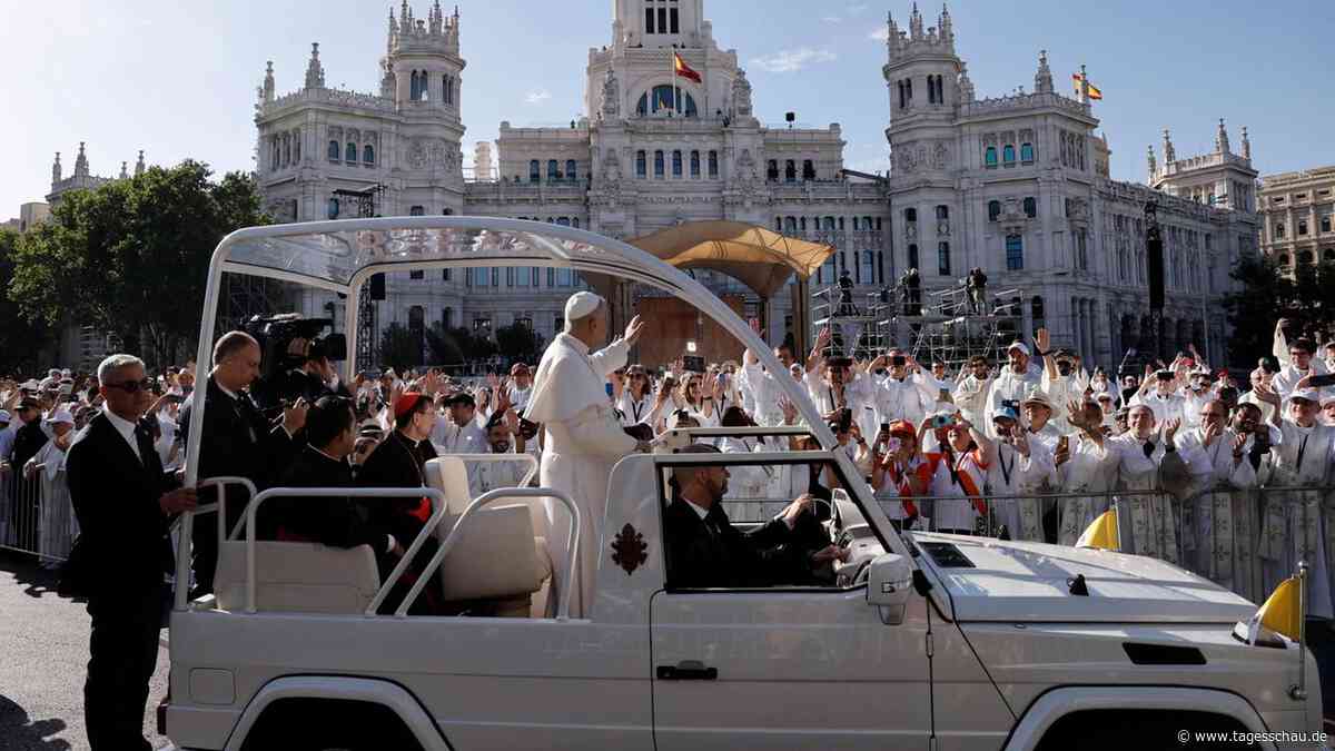 Spanien: Papst-Messe mit mehr als einer Million Menschen