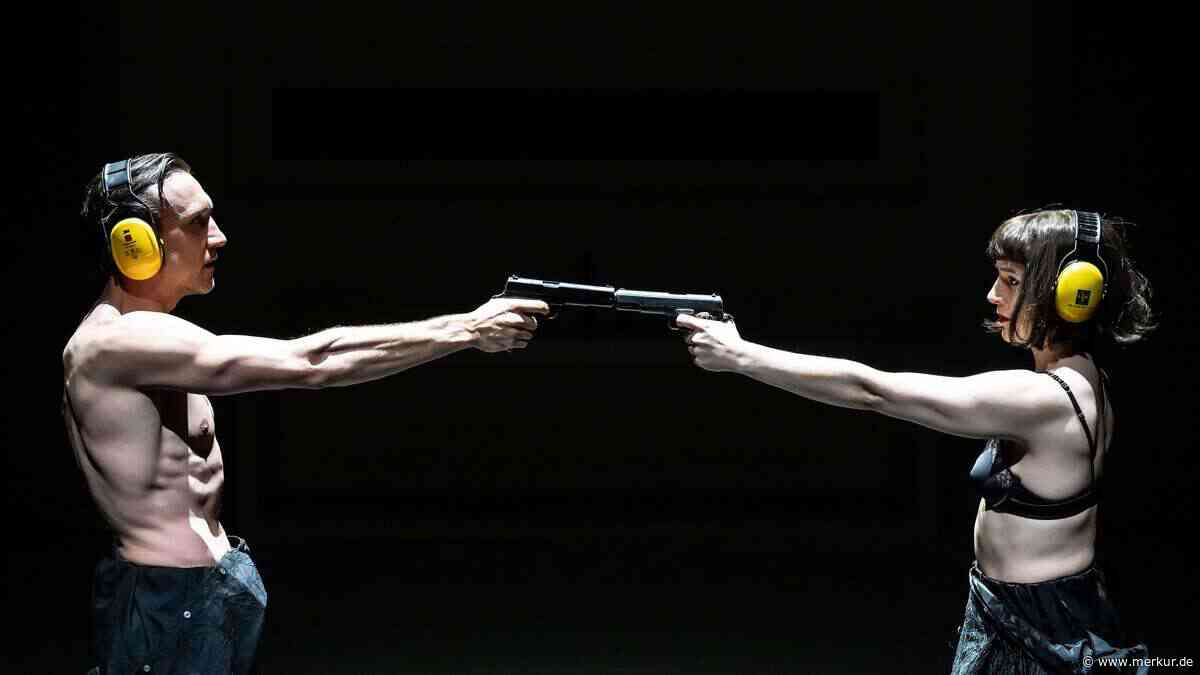 Ausbruch aus der Hölle: „La Musica – Zwischen ihr und ihm“ im Marstall des Residenztheaters