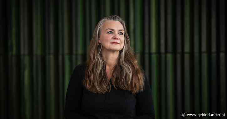 Na jaren van zware dossiers en korte nachten stopt Cathelijne Bouwkamp als wethouder: ‘Je wordt als vrouw anders bekeken dan als man’