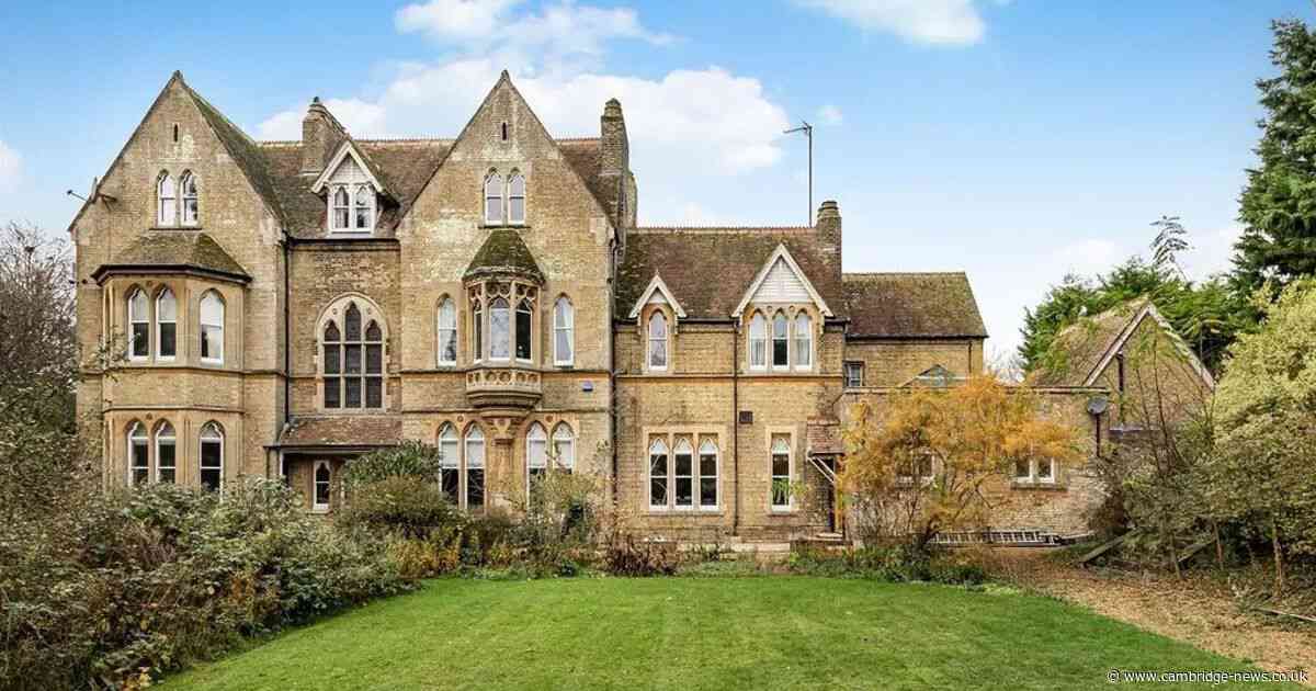 See inside huge former rectory with outdoor pool on the market for £1.5million
