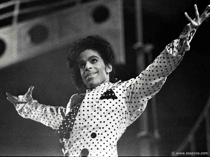 41 Of Prince’s Most Iconic Style Moments