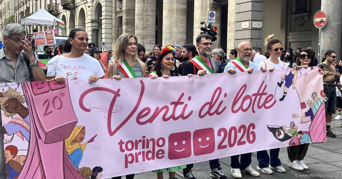 Torino festeggia i 20 anni di Pride: “Oltre 160mila persone in corteo”. Luxuria dal palco: “Ora scioperi contro il ddl Valditara”