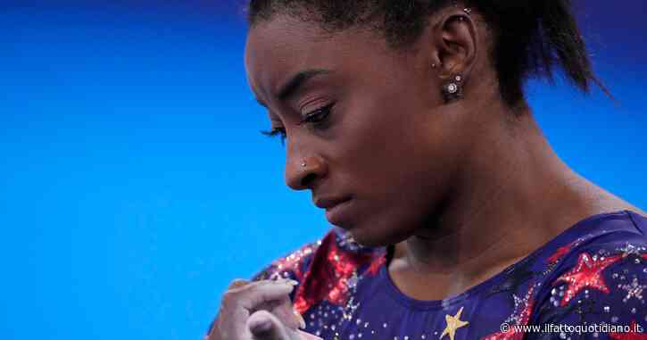 “Rischiare di morire non era nei miei piani per questa settimana. È stata l’esperienza più spaventosa della mia vita”: Simone Biles ricoverata d’urgenza