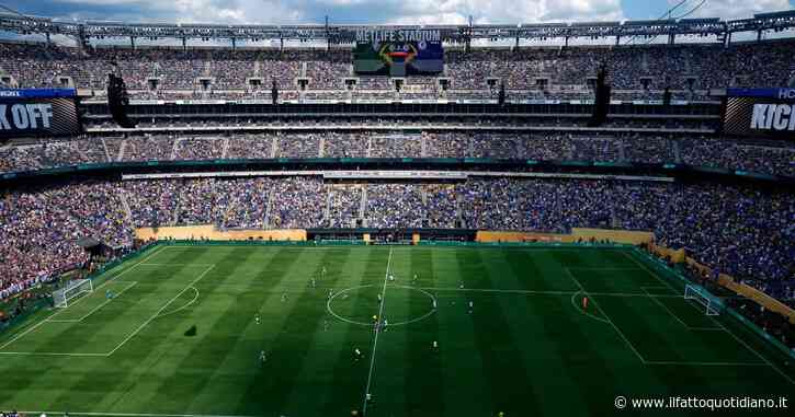 Mondiali 2026, c’è il rischio partite più lunghe di sempre per l’allerta fulmini negli Usa: come funziona