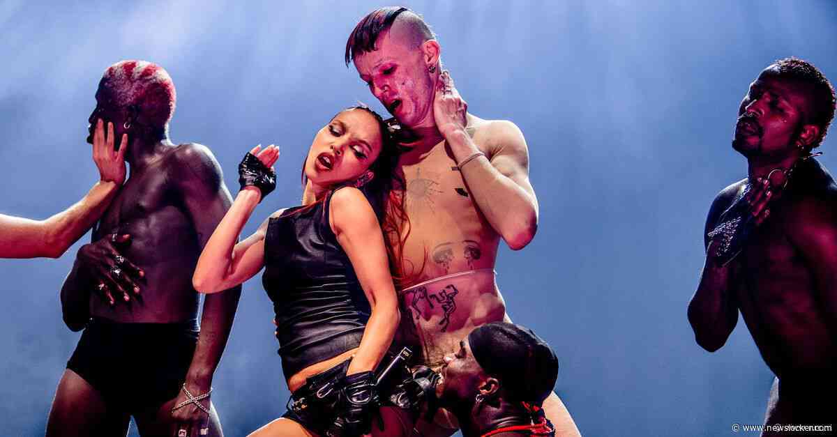 Ballroom met felle zweepslagen in ijzeren stellages: FKA Twigs houdt de stemming grimmig
