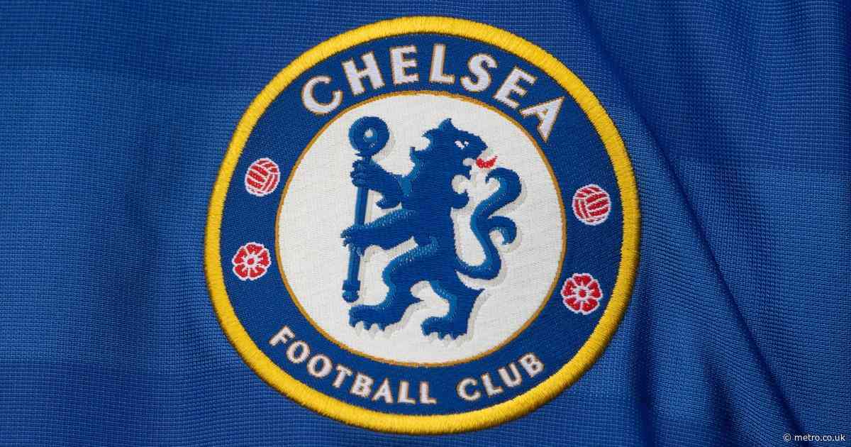Chelsea in talks with former Man Utd target and consider signing £25m goalkeeper
