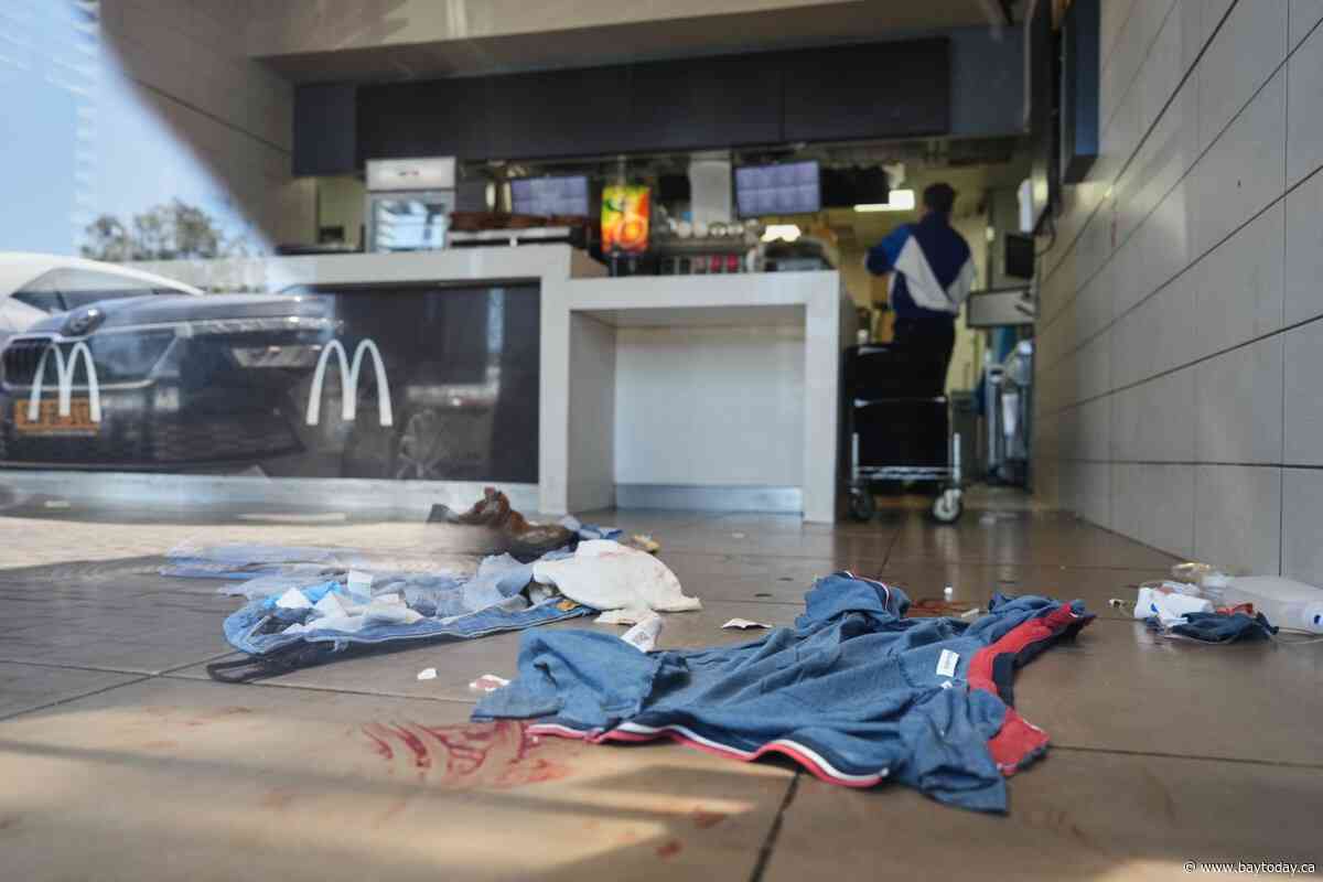 Arab attacker opens fire in central Israel, killing 1 and wounding 5