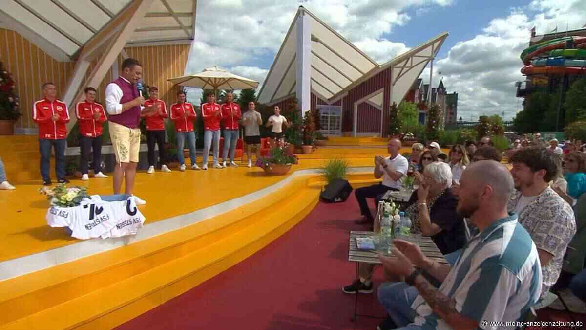 Bewegender TV-Moment: Stefan Mross rührt „Immer wieder sonntags“-Fan zu Tränen