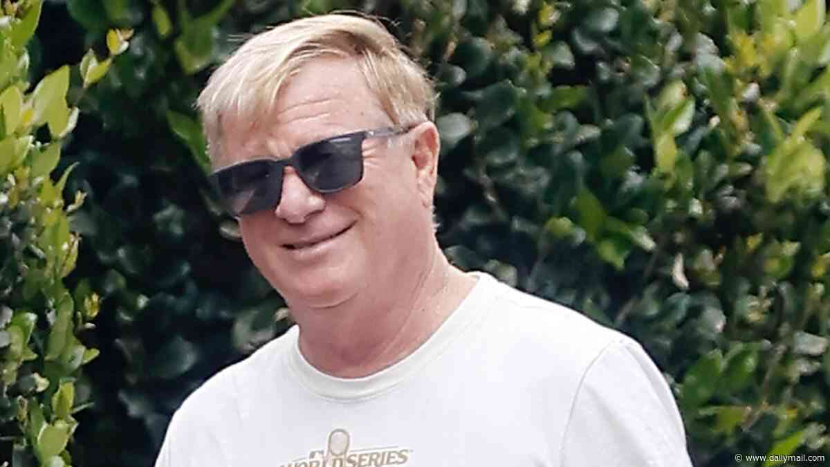 Beloved '70s TV star who quit Hollywood to become a delivery driver resurfaces in LA looking unrecognizable