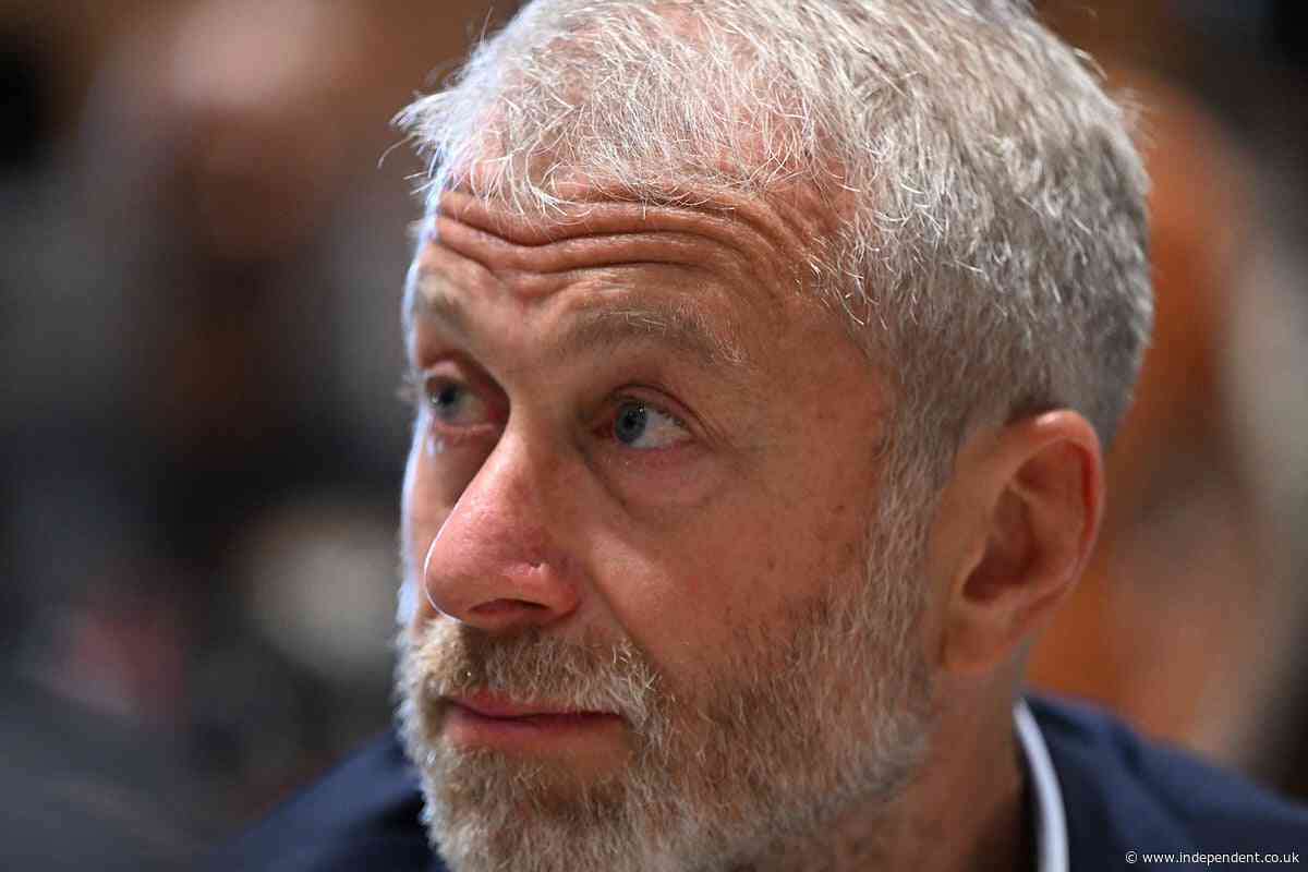 Zelensky asked Roman Abramovich to send peace talks plea to Putin, report says