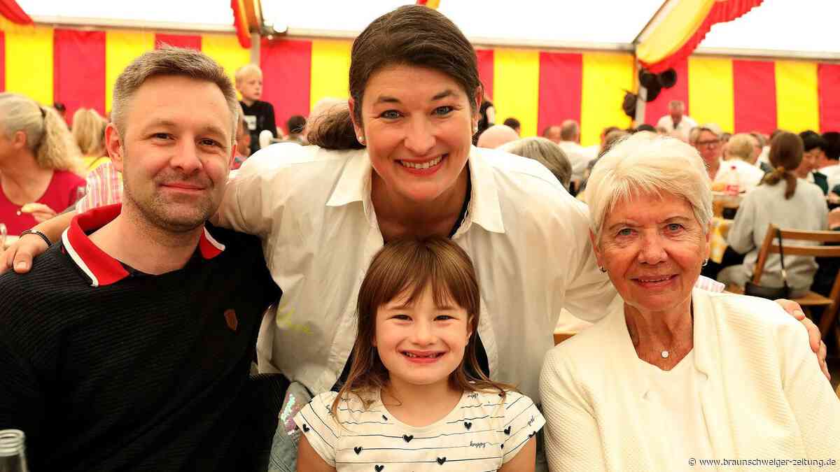 Meiner Jubiläums-Schützen beim Katerfrühstück: Die 40 schönsten Fotos