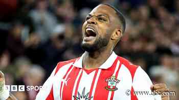 Southampton sign striker Larin after loan spell