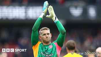 Southampton make Bayern keeper Peretz move permanent
