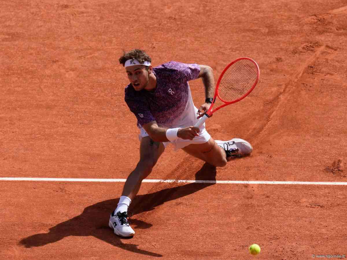 A Cobolli non riesce l’impresa: Zverev vince il Roland Garros, l’italiano sconfitto in 5 set