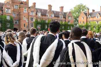 One in 10 new UK graduates plan to leave country amid ‘worst time in 30 years to leave university’