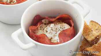 This 60-Second Microwave Method Is the Only Way I Make Poached Eggs Now