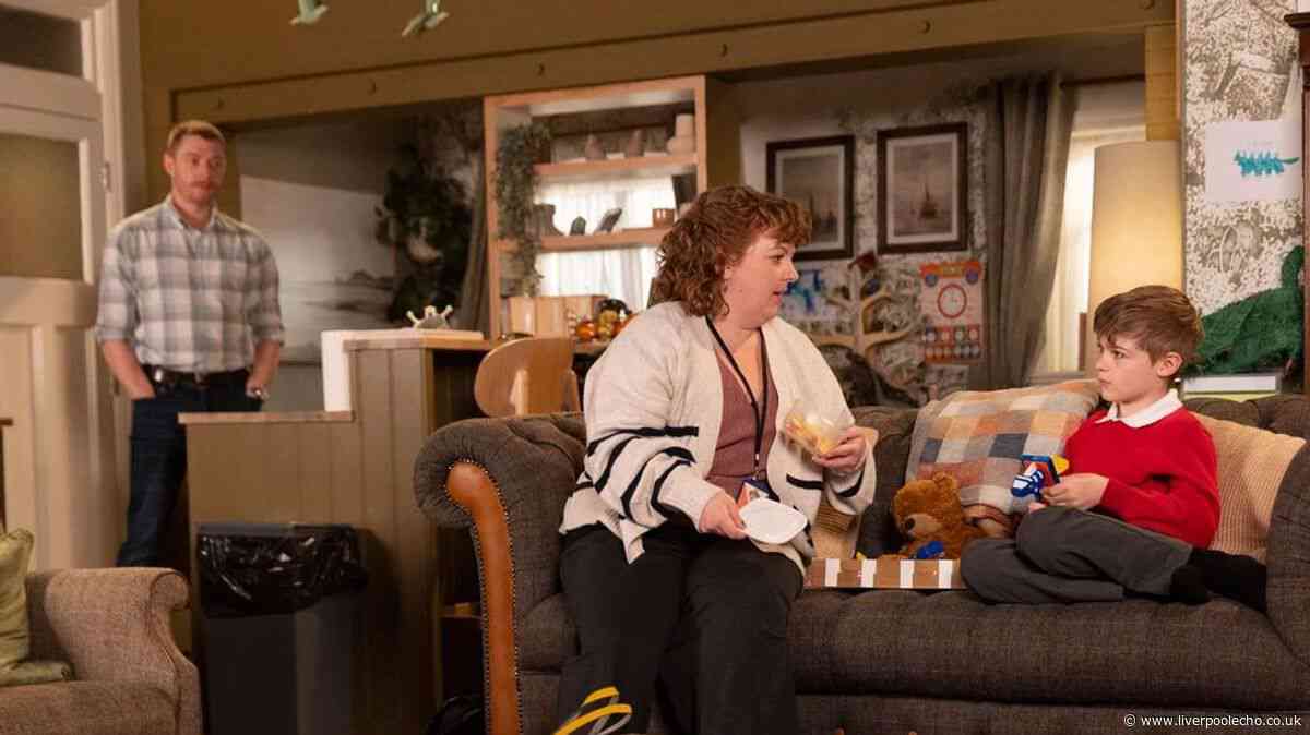 ITVX early Coronation Street release reveals who reported Daniel Osbourne to social services