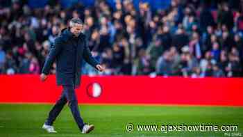 Feyenoord ontslaat hoofdtrainer Van Persie na 'grondige analyse'