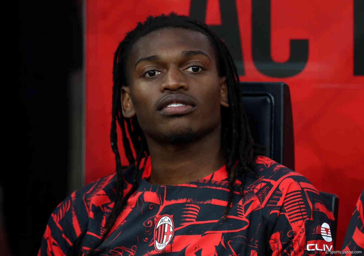 Rafael Leao explains red card as Man United star reacts with one-word message