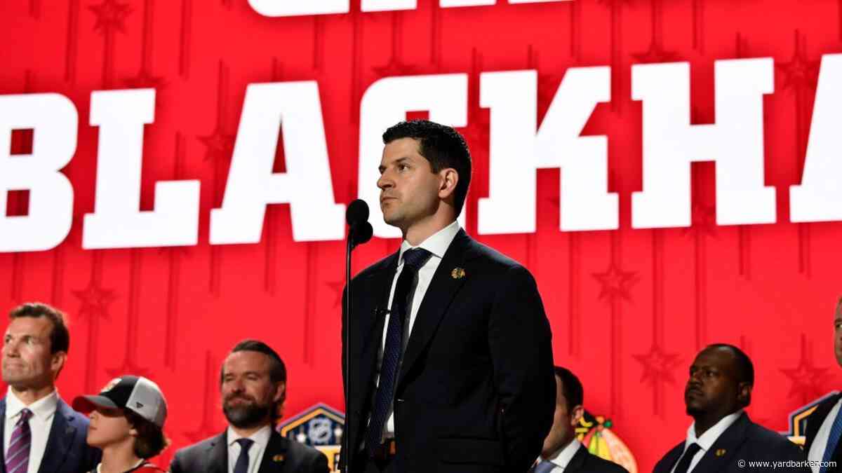 The Chicago Blackhawks could be in the Dylan Larkin trade market