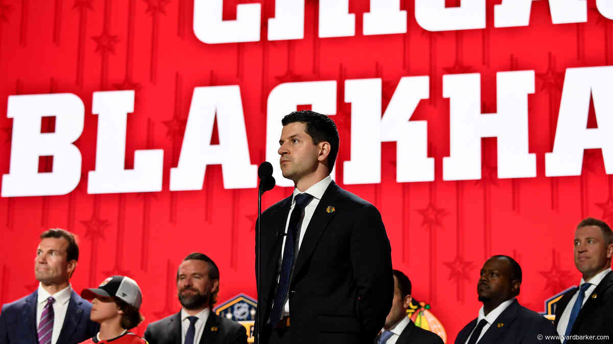 Blackhawks Hoping To Add Veteran Defenseman
