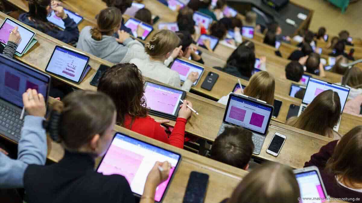 Weniger Studierende rechnen mit erfolgreichem Jobeinstieg