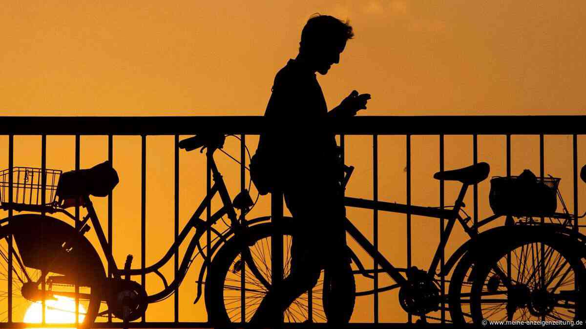 Verliebt in einen Bot – Sind KIs die besseren Partner?