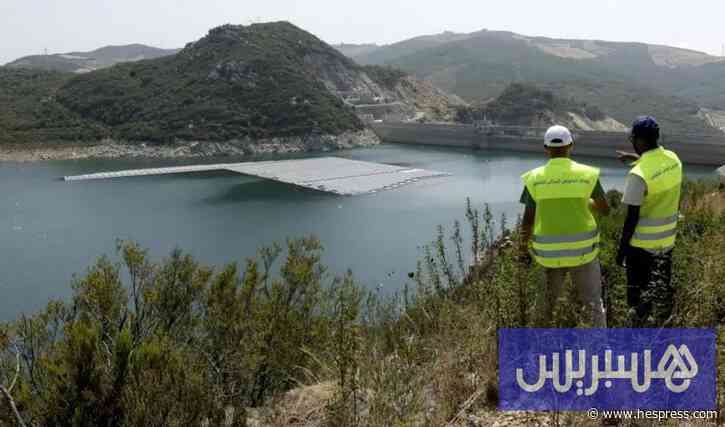 خبراء يناقشون جدوى الألواح الشمسية العائمة فوق السدود المغربية