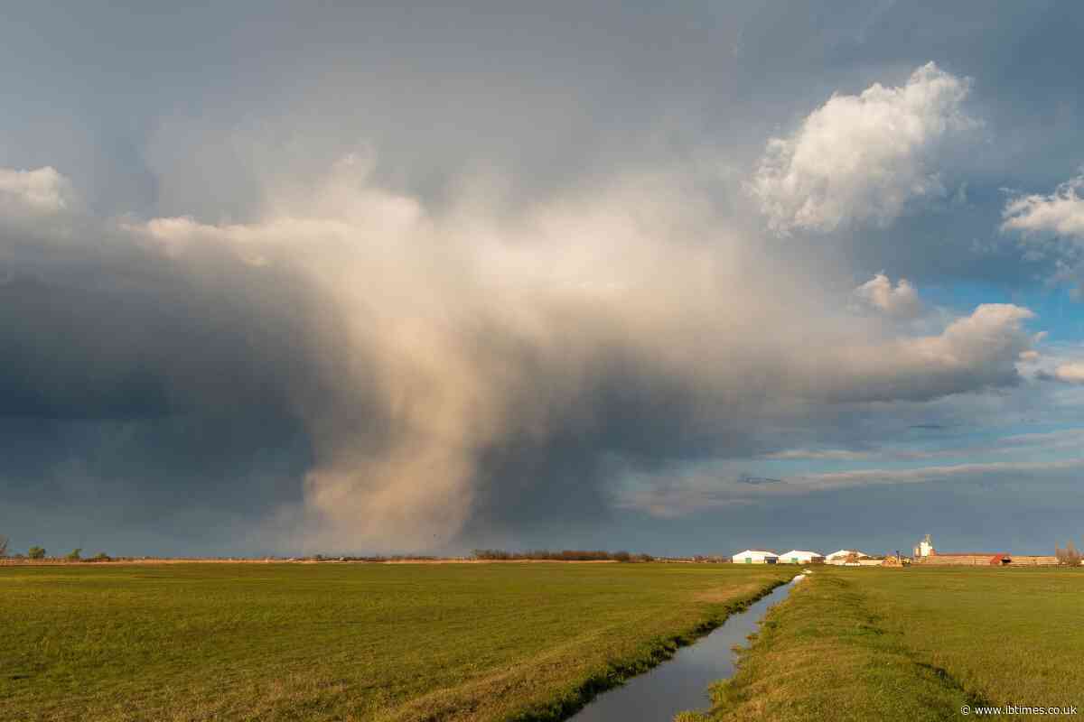 Tornado Watch: Southeast Saskatchewan Under Threat As Officials Urge Immediate Shelter And Emergency Basement