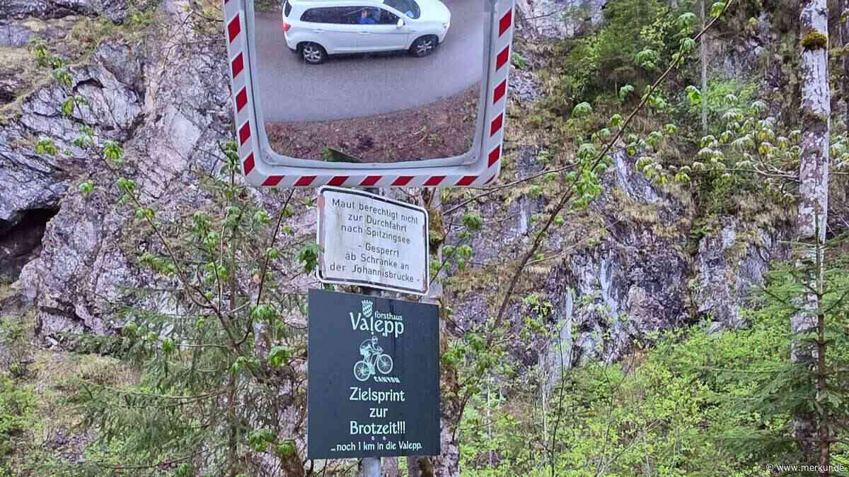 Forsthaus Valepp lockt mit grünen Schildern