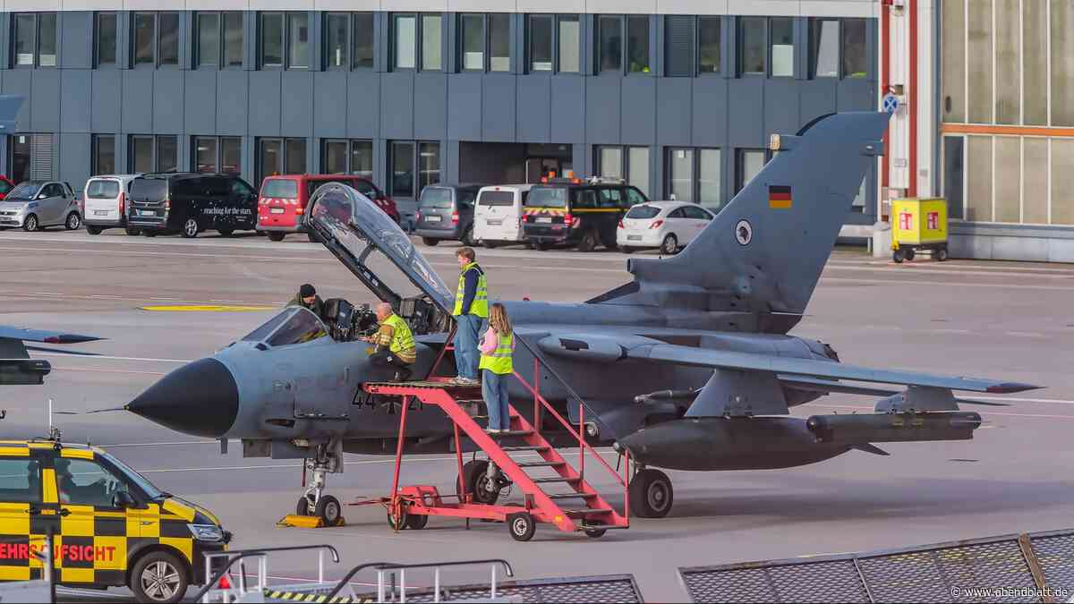 Bundeswehr startet Übung mit Tornado-Kampfjets am Flughafen Hamburg