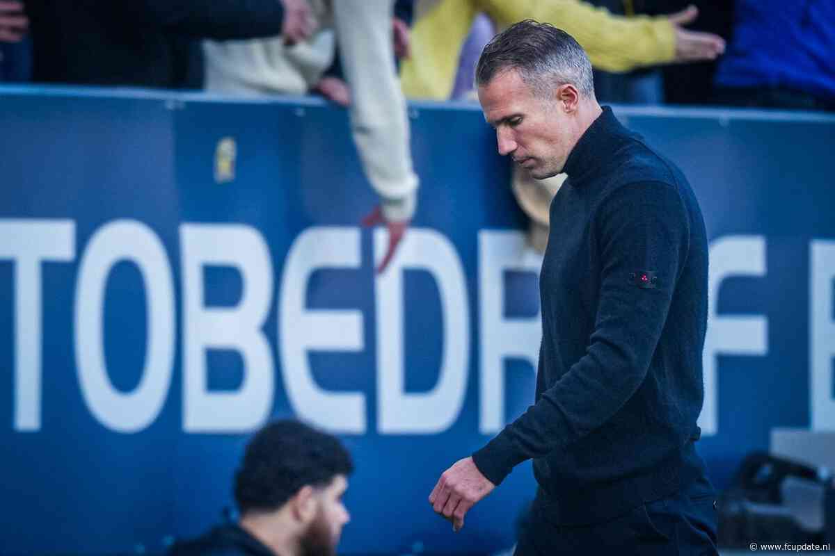 Dick Advocaat boos na ontslag Robin van Persie: 'Een mannetje van 38...'