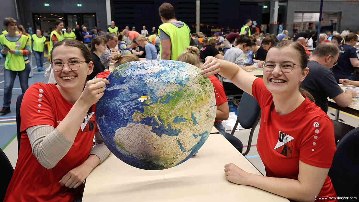 Zussen Ellen (33) en Inge (29) leggen razendsnel puzzels van wel vijfhonderd stukjes: ’Op het WK escaleerde het’