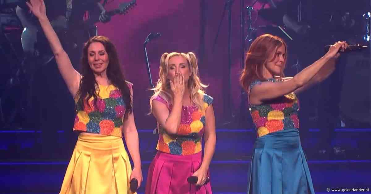 K3 Originals emotioneel bij slotconcert, boegeroep na opmerking van Karen Damen: ‘Had ik beter niet kunnen zeggen’