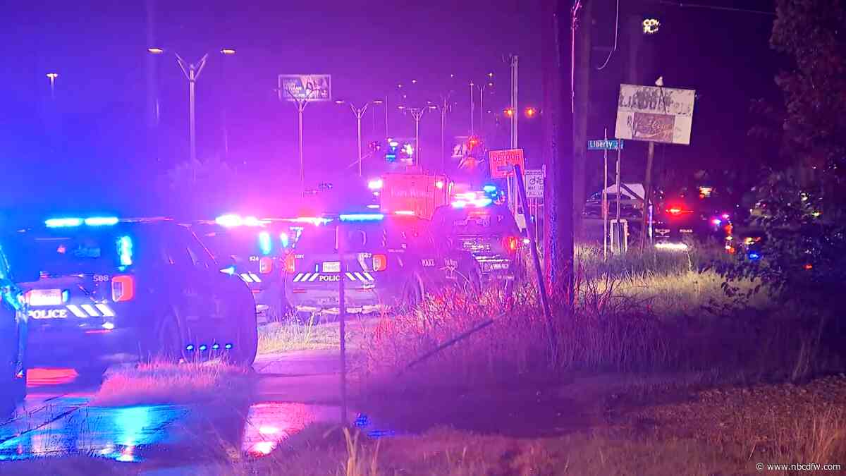 2 Women, child, & officer injured; Person ‘indiscriminately' fired gun near gathering