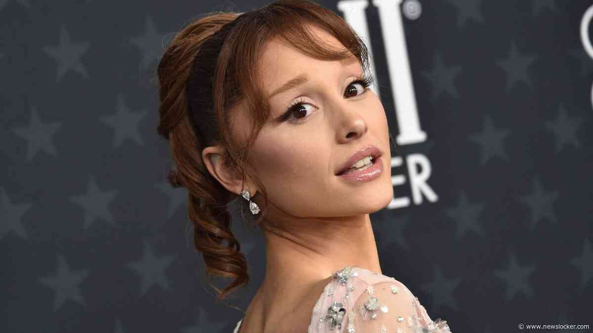 Ariana Grande emotioneel terug op podium na 7 jaar: ’Ik heb jullie gemist’