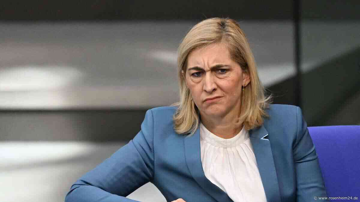 Harte Einschnitte geplant: Pflegereform löst massiven Sturm der Empörung aus