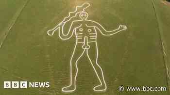 Help sought to catch up on naked giant re-chalking