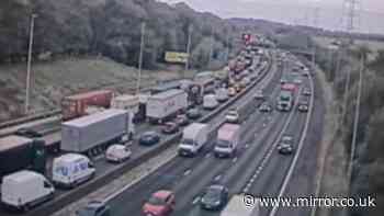 M25 traffic live: Huge fuel spill sparks 7 miles of queues and 90 minute delays