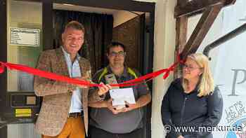Escaperoom eröffnet in Peiting: Bürgermeister löst erstes Rätsel