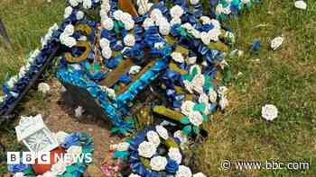 Ecologist calls for plastics ban in cemetery