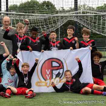 Papendrecht JO11-1 bekroont laatste periode met overtuigend kampioenschap