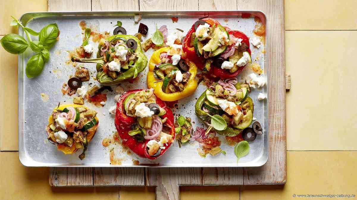 Gebackene Ratatouille im Paprikaschälchen